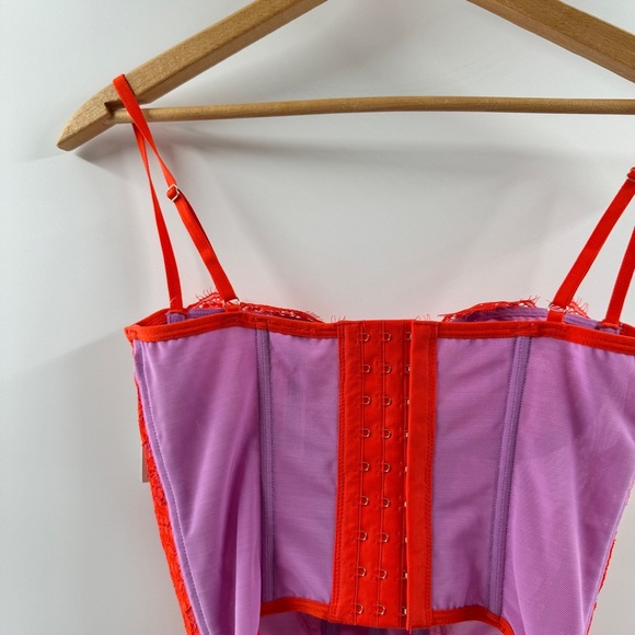 Urban Outfitters Purple & Red Corset Top | NWT | Size Medium - Picture 6 of 7